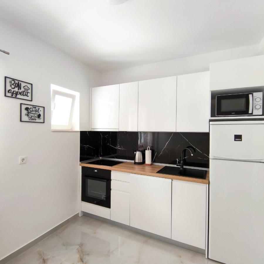 Apartman Rivana Baška Voda Exterior foto