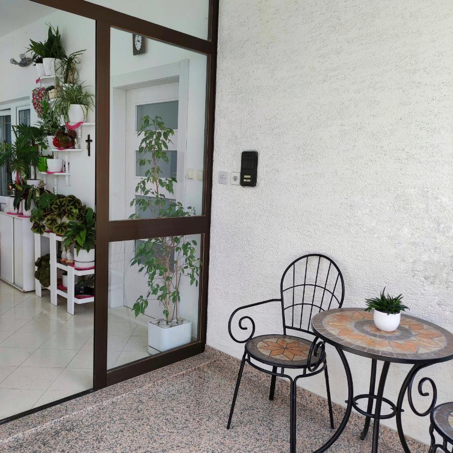 Apartman Rivana Baška Voda Exterior foto
