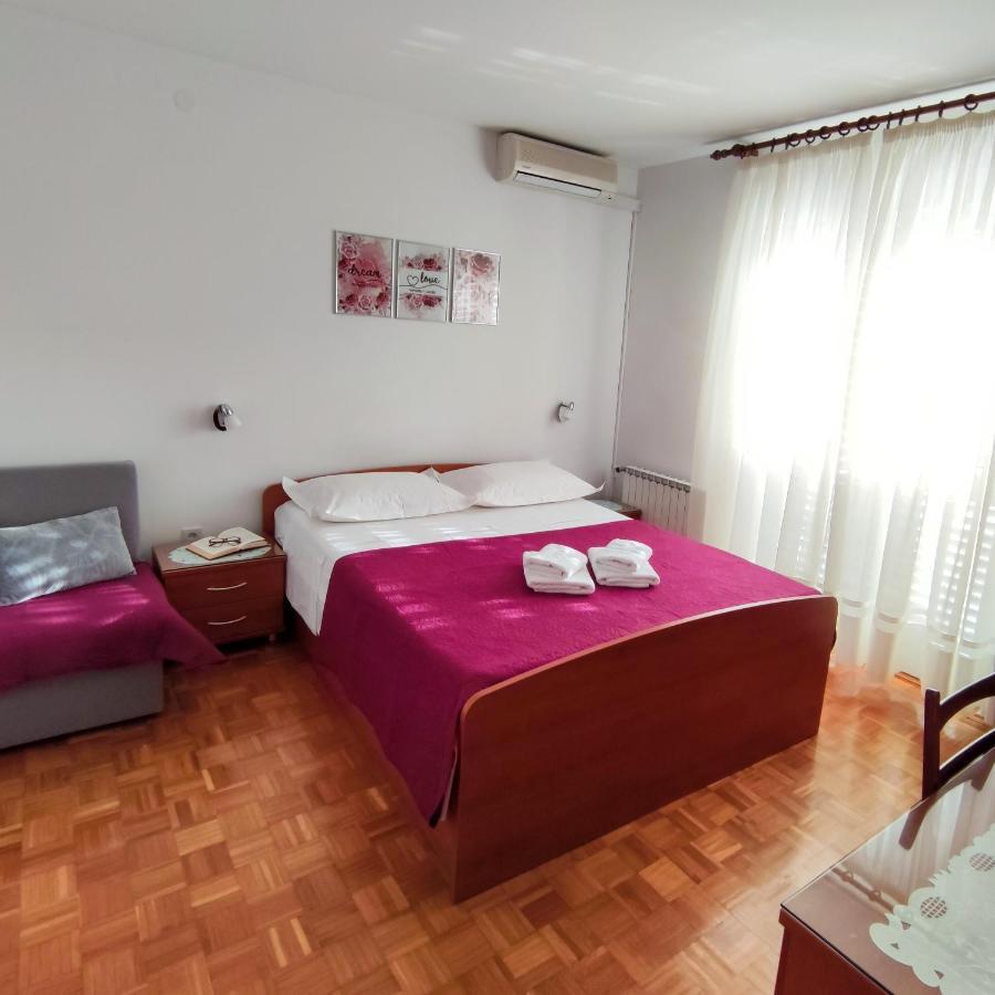 Apartman Rivana Baška Voda Exterior foto
