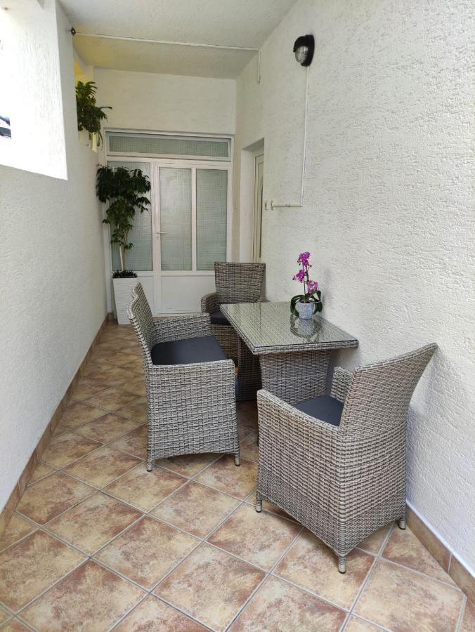 Apartman Rivana Baška Voda Exterior foto